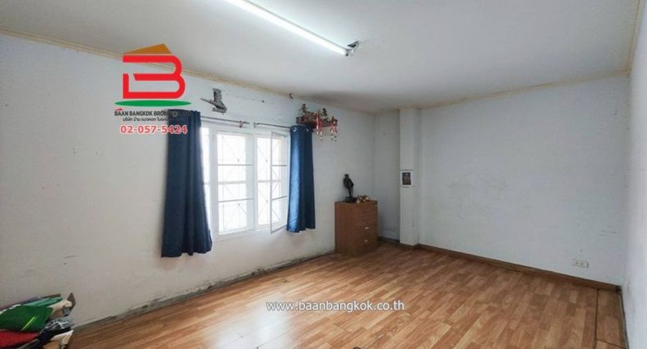 For sale 2 bedrooms townhouse in Lat Lum Kaeo, Pathum Thani