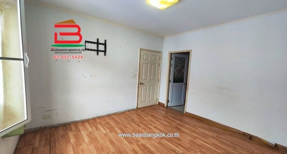 For sale 2 bedrooms townhouse in Lat Lum Kaeo, Pathum Thani