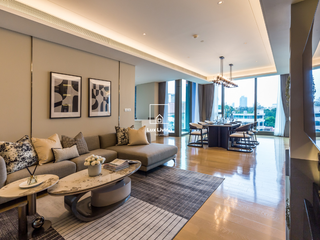 For rent and for sale 2 bed condo in Pathum Wan, Bangkok