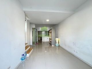 For rent and for sale 3 bedrooms townhouse in Khlong Luang, Pathum Thani