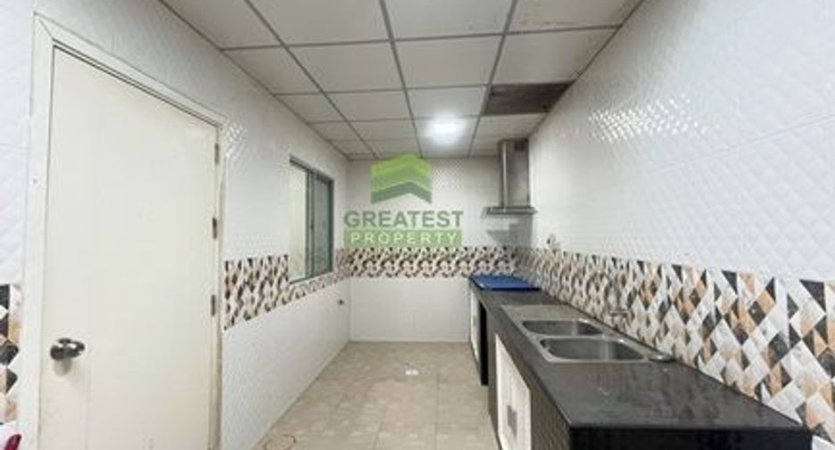 For rent and for sale 3 bedrooms townhouse in Khlong Luang, Pathum Thani