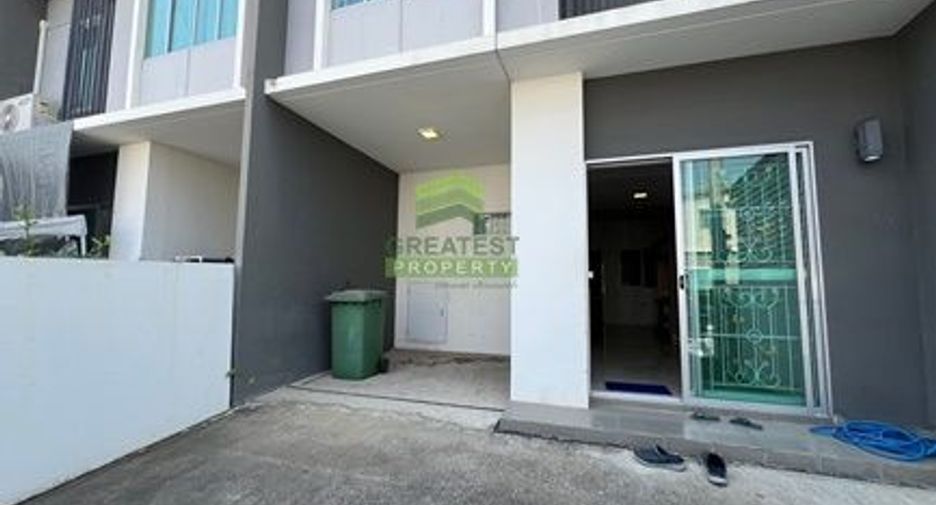 For rent and for sale 3 bedrooms townhouse in Khlong Luang, Pathum Thani