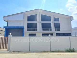 For sale 4 bed warehouse in Krathum Baen, Samut Sakhon