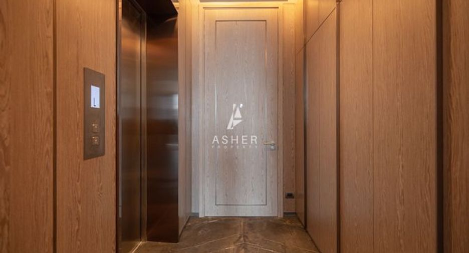 For sale 1 bed condo in Pathum Wan, Bangkok