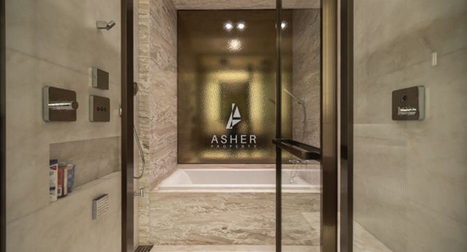 For sale 1 bed condo in Pathum Wan, Bangkok