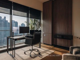 For sale 2 ベッドルーム condo in Khlong Toei, Bangkok