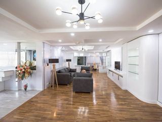 For rent 3 bed condo in Khlong Toei, Bangkok