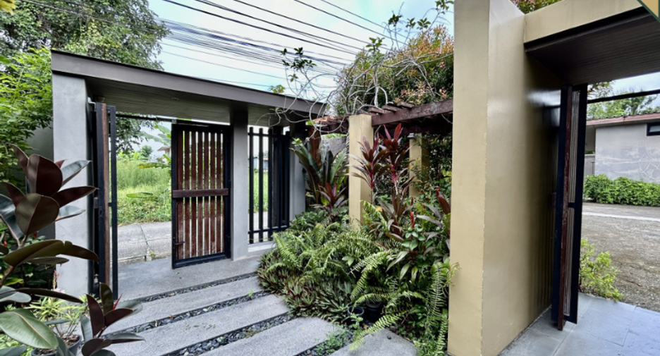 À vendre 5 chambres maison à Bang Khen, Bangkok