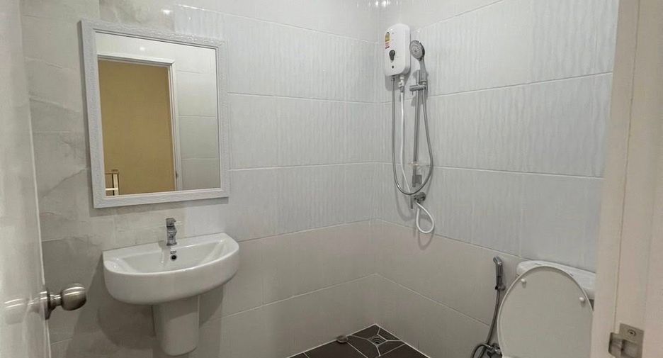 Reihenhaus zur Miete mit 2 Zimmer in Mueang Chiang Mai, Chiang Mai