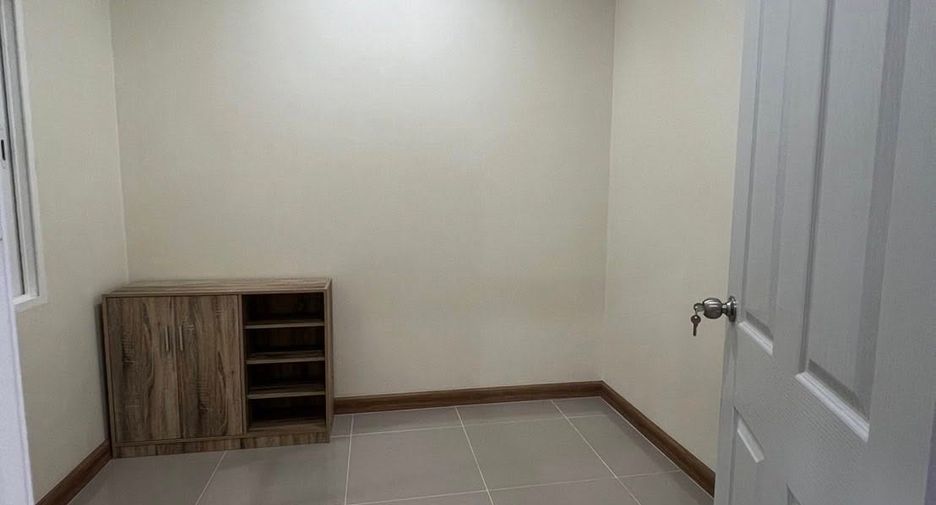 Reihenhaus zur Miete mit 2 Zimmer in Mueang Chiang Mai, Chiang Mai