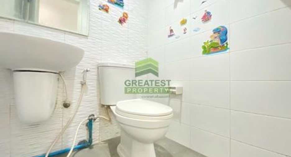 For sale 3 bedrooms townhouse in Phra Samut Chedi, Samut Prakan