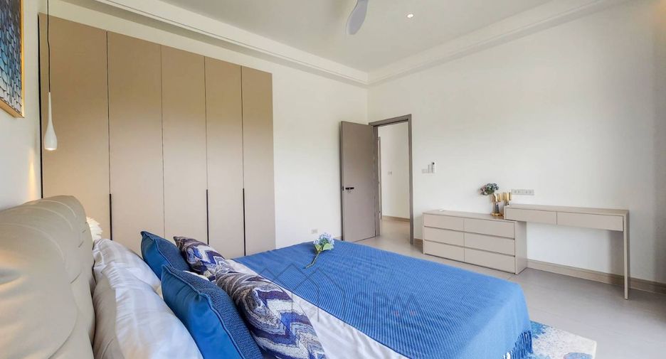 For sale 5 bedrooms villa in Hua Hin, Prachuap Khiri Khan