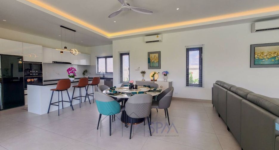 For sale 5 bedrooms villa in Hua Hin, Prachuap Khiri Khan