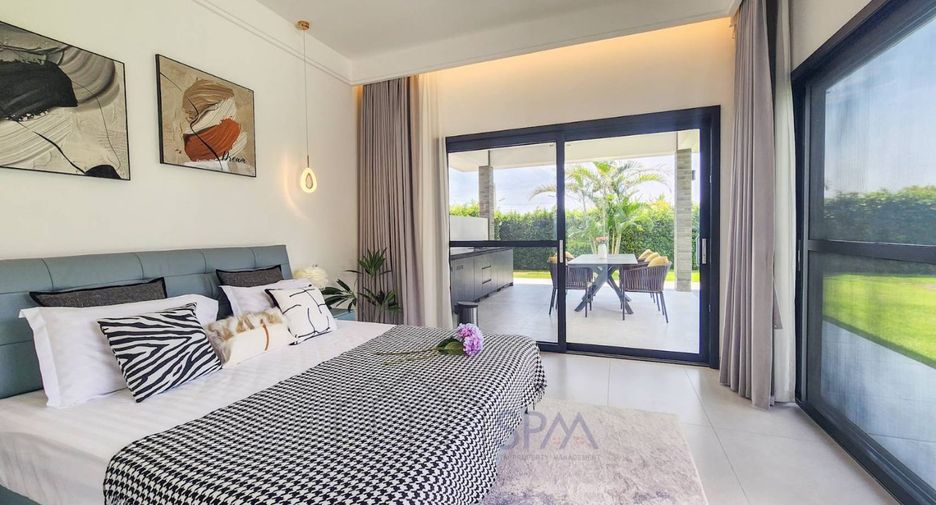 For sale 5 bedrooms villa in Hua Hin, Prachuap Khiri Khan