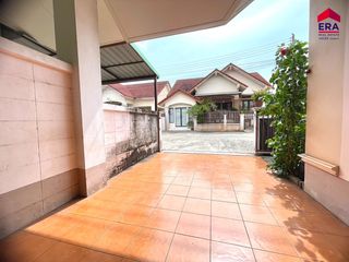 For sale 2 Beds townhouse in Mueang Surat Thani, Surat Thani