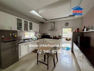 For sale 4 Beds house in Chatuchak, Bangkok
