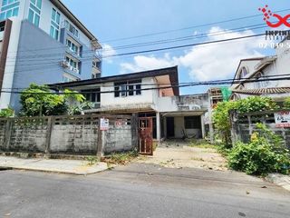 For sale 3 Beds house in Sathon, Bangkok