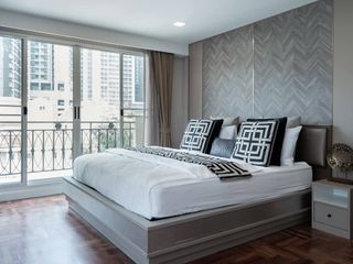 For rent 2 bed serviced apartment in Watthana, Bangkok