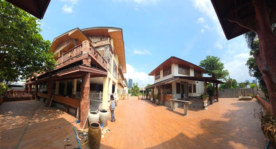 For sale land in Bang Phlat, Bangkok