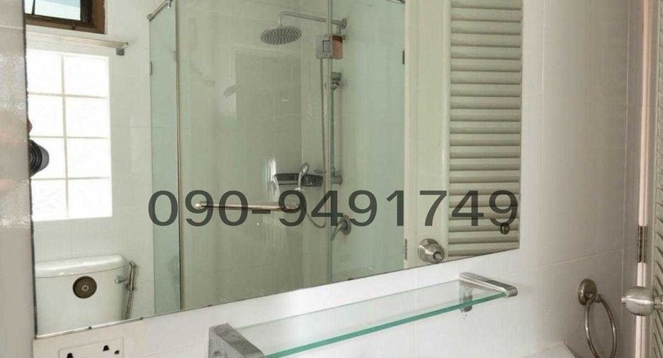 For rent 2 bedrooms apartment in Pathum Wan, Bangkok