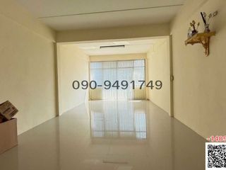 For sale 4 bedrooms retail Space in Bang Khae, Bangkok
