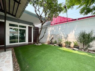 For rent and for sale 4 bed townhouse in Prawet, Bangkok