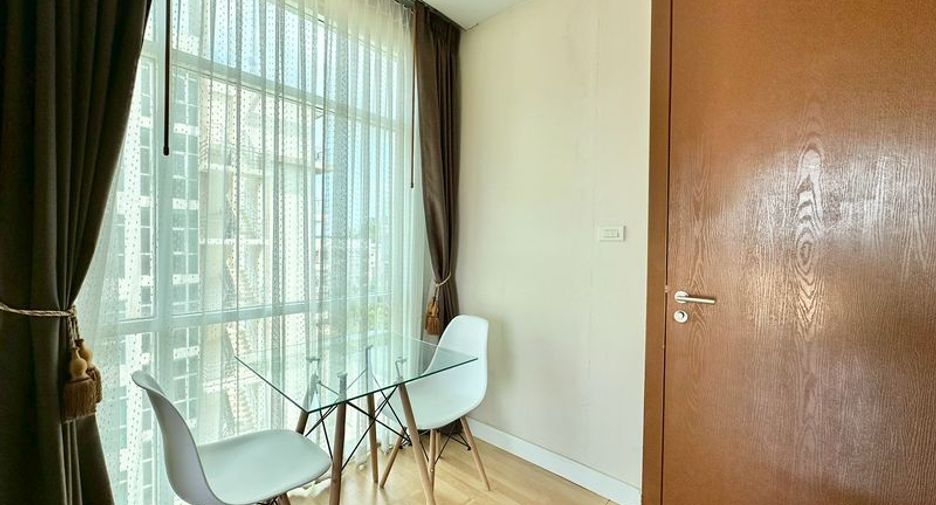 For rent and for sale 1 bed condo in Si Racha, Chonburi