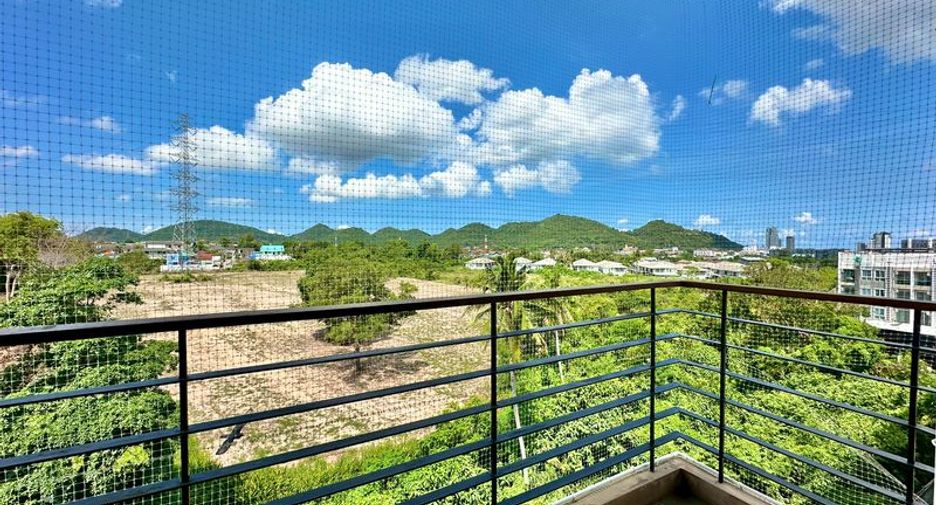 For rent and for sale 1 bed condo in Si Racha, Chonburi