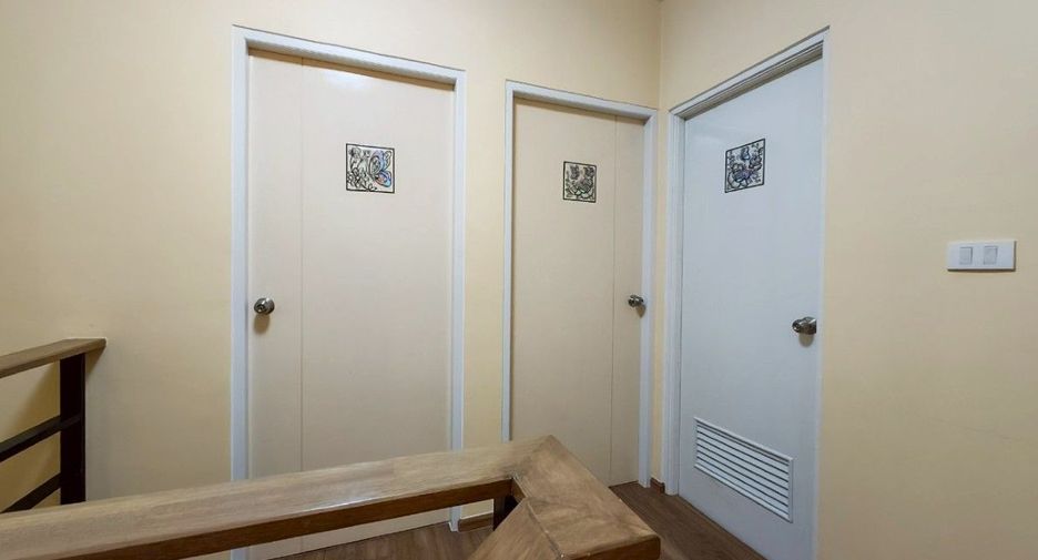 For sale 3 bedrooms townhouse in Pak Kret, Nonthaburi