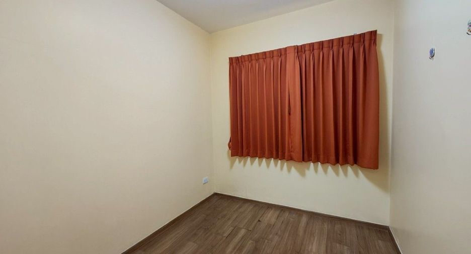 For sale 3 bedrooms townhouse in Pak Kret, Nonthaburi