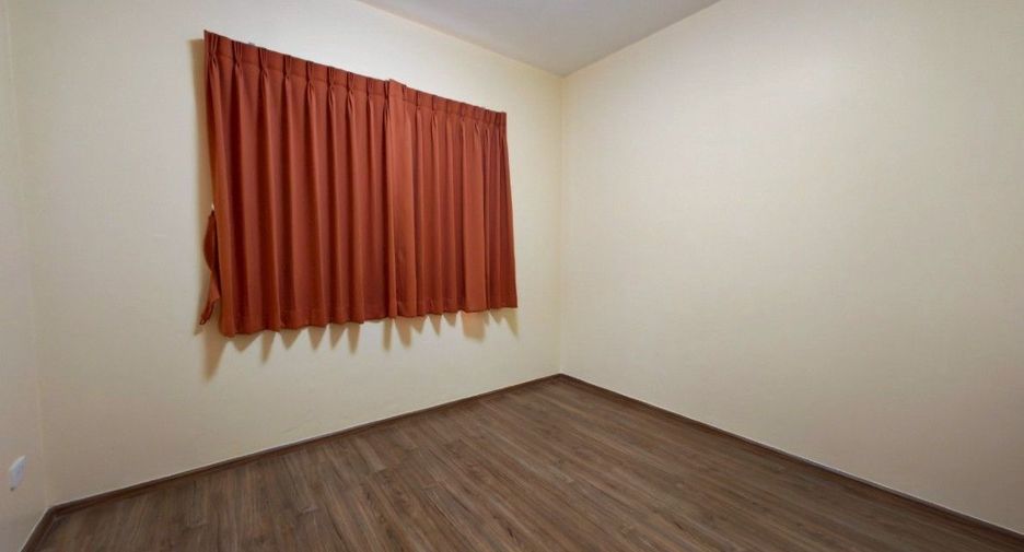 For sale 3 bedrooms townhouse in Pak Kret, Nonthaburi