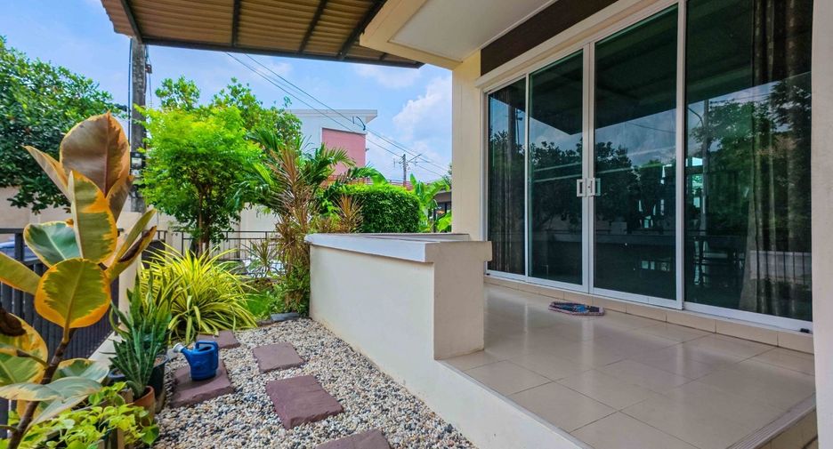 For sale 3 bedrooms house in Lam Luk Ka, Pathum Thani