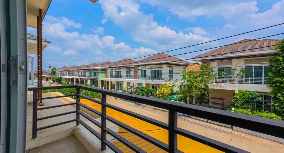 For sale 3 bedrooms house in Lam Luk Ka, Pathum Thani