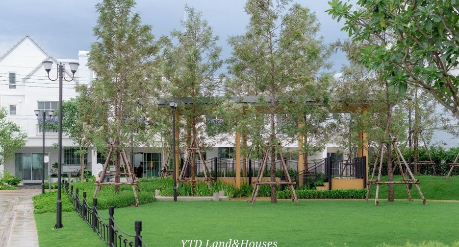 出租 3 卧室 联排别墅 在 Bang Phli, Samut Prakan