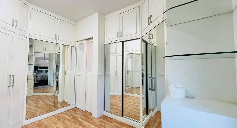 Casa en venta de 5 habitaciones en Hang Dong, Chiang Mai