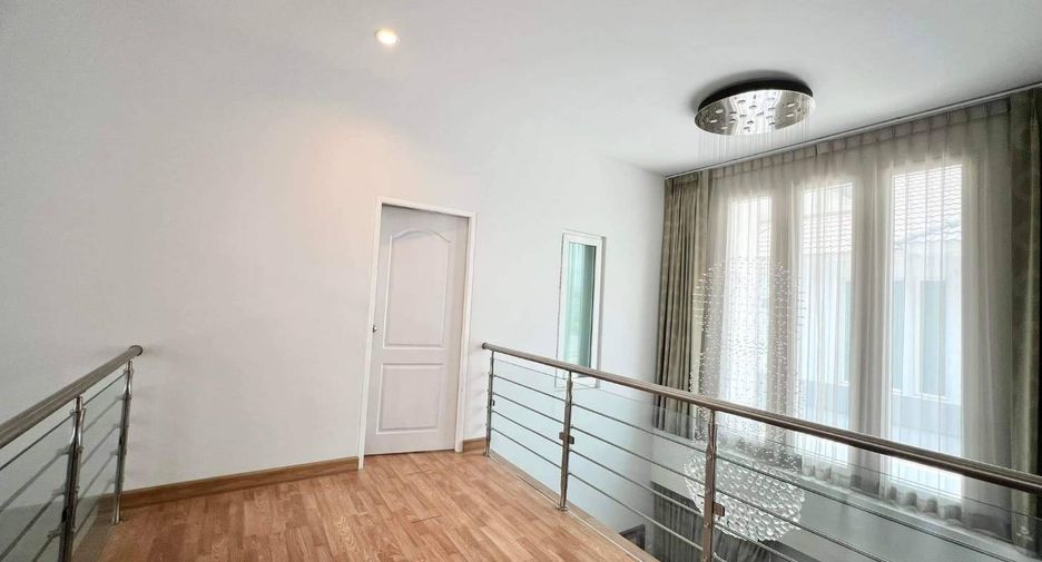 Casa en venta de 5 habitaciones en Hang Dong, Chiang Mai