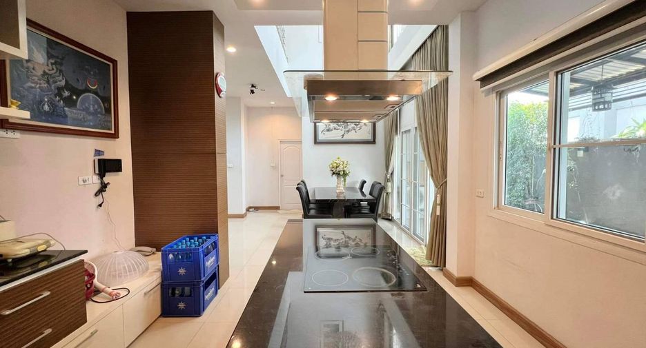 Casa en venta de 5 habitaciones en Hang Dong, Chiang Mai