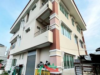 Gewerbefläche zum Kauf mit 14 Zimmer in Bang Bua Thong, Nonthaburi