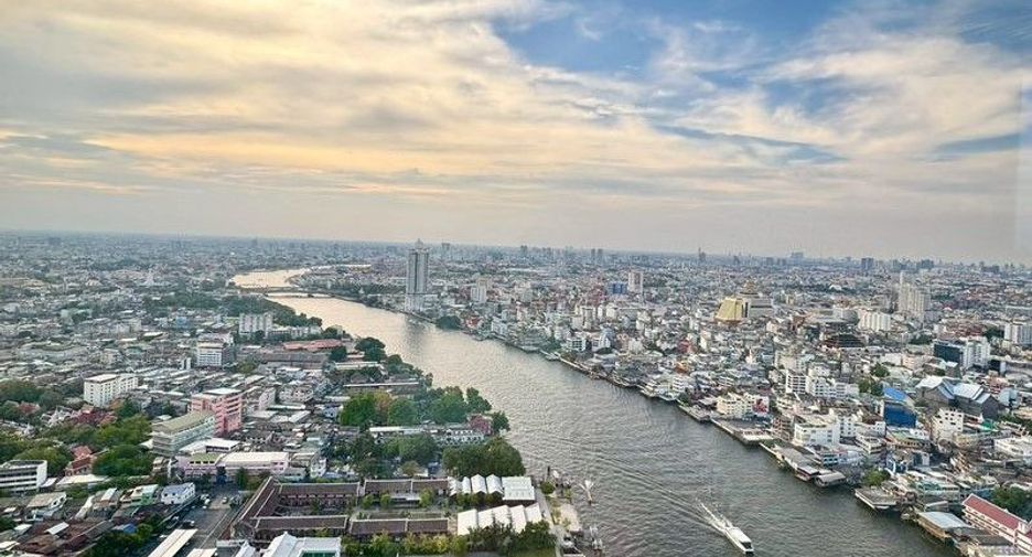 For rent 2 bedrooms condo in Khlong San, Bangkok