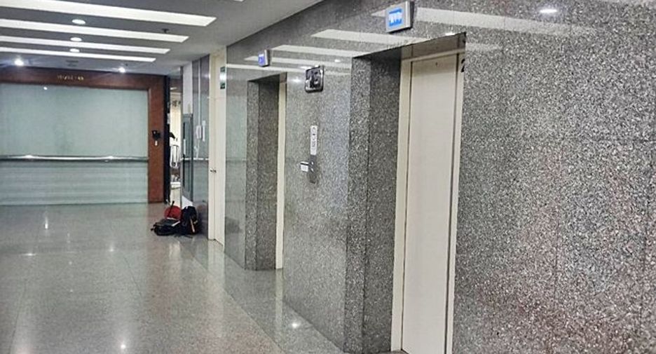 For rent office in Khlong Toei, Bangkok