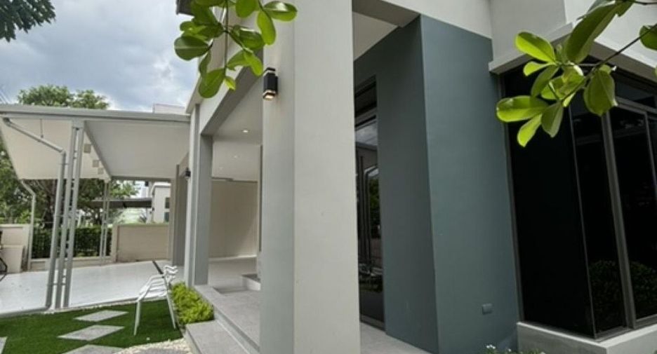 For sale 6 bedrooms house in Sai Mai, Bangkok