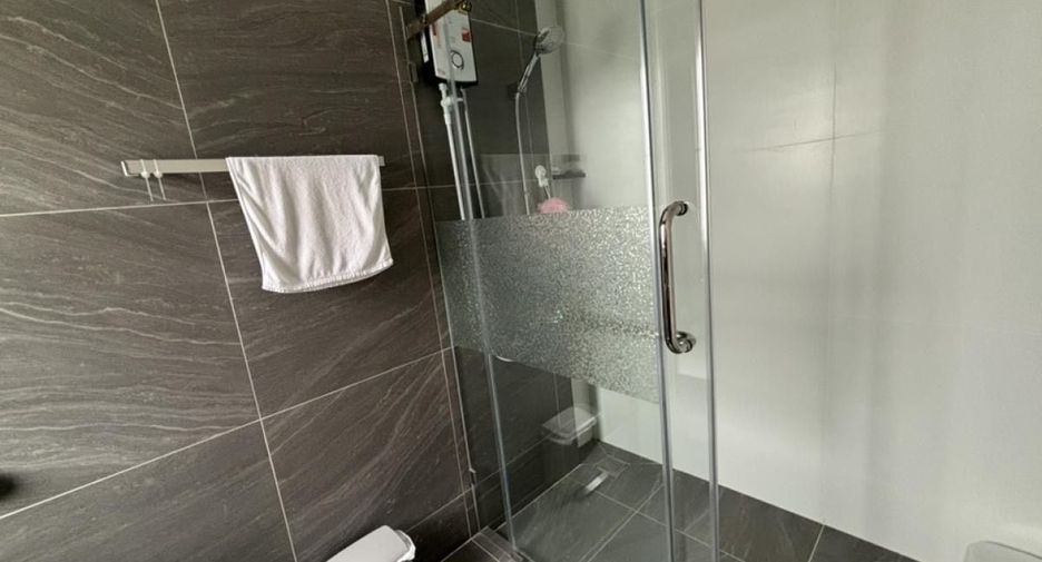 For sale 6 bedrooms house in Sai Mai, Bangkok