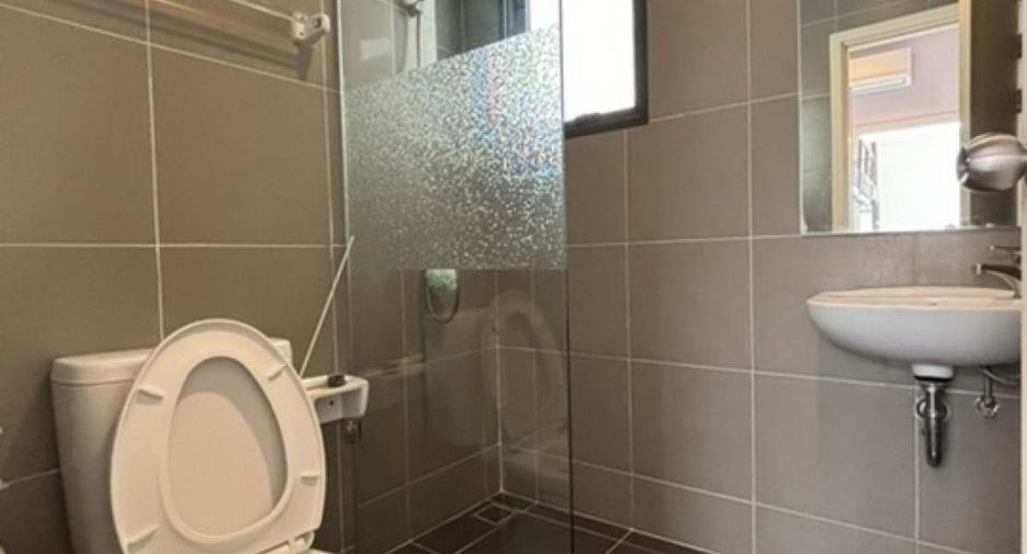 For sale 6 bedrooms house in Sai Mai, Bangkok