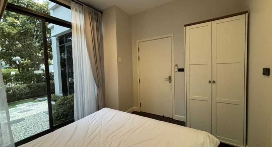 For sale 6 bedrooms house in Sai Mai, Bangkok