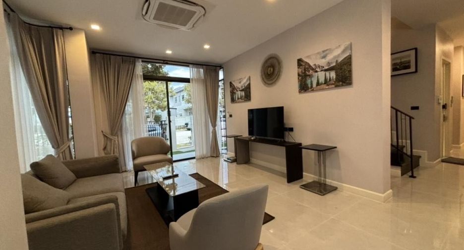 For sale 6 bedrooms house in Sai Mai, Bangkok