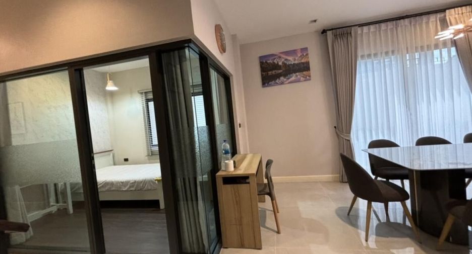 For sale 6 bedrooms house in Sai Mai, Bangkok
