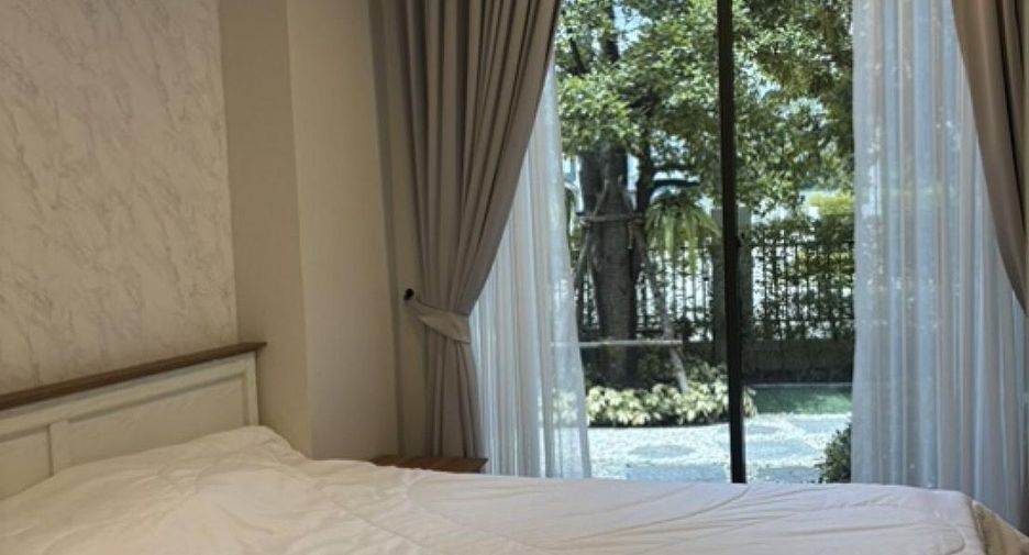 For sale 6 bedrooms house in Sai Mai, Bangkok