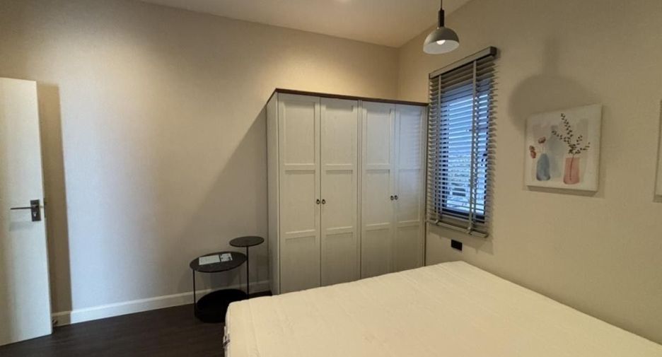 For sale 6 bedrooms house in Sai Mai, Bangkok