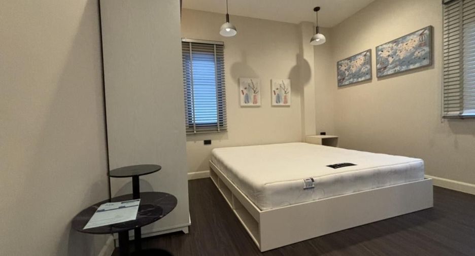 For sale 6 bedrooms house in Sai Mai, Bangkok