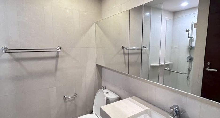 For rent and for sale 2 bedrooms condo in Watthana, Bangkok
